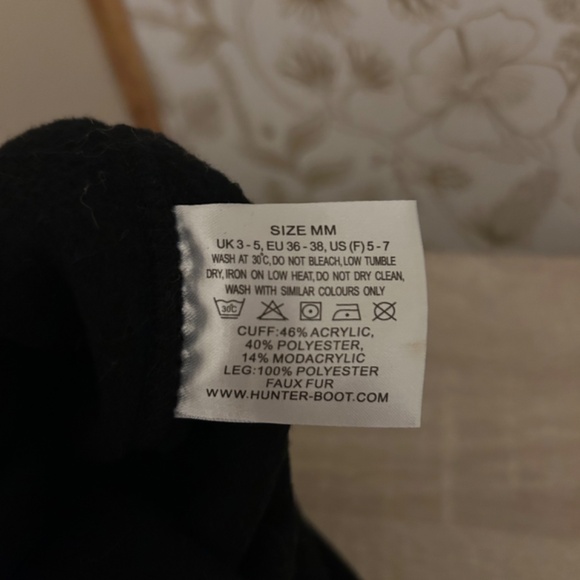 Hunter Fleece Cheetah Print Boot Socks - Picture 3 of 3